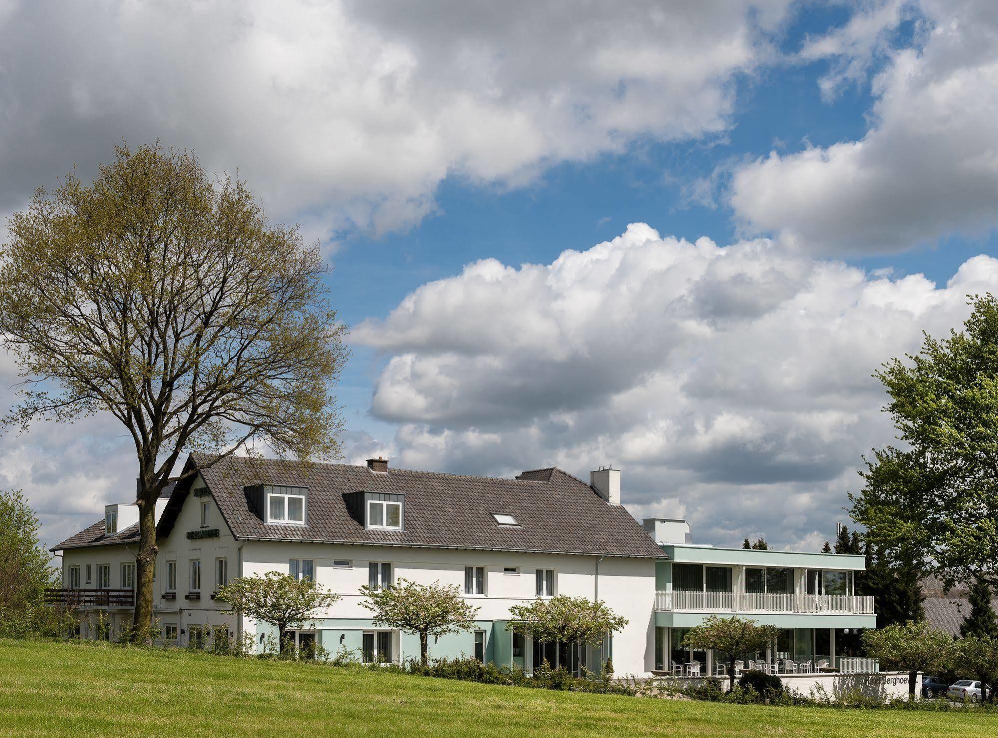 Hotel Berghoeve Epen Exterior photo